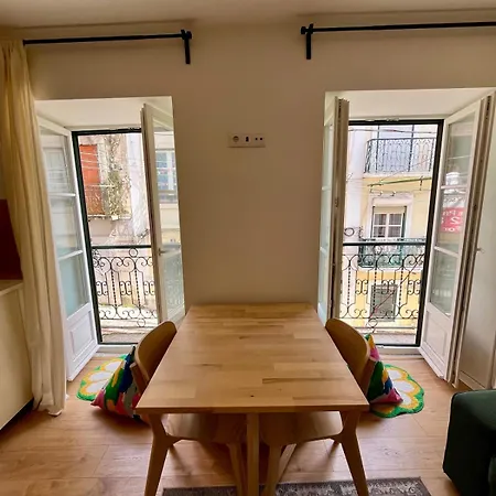 别墅 Cozy Apartment In Famous Bica